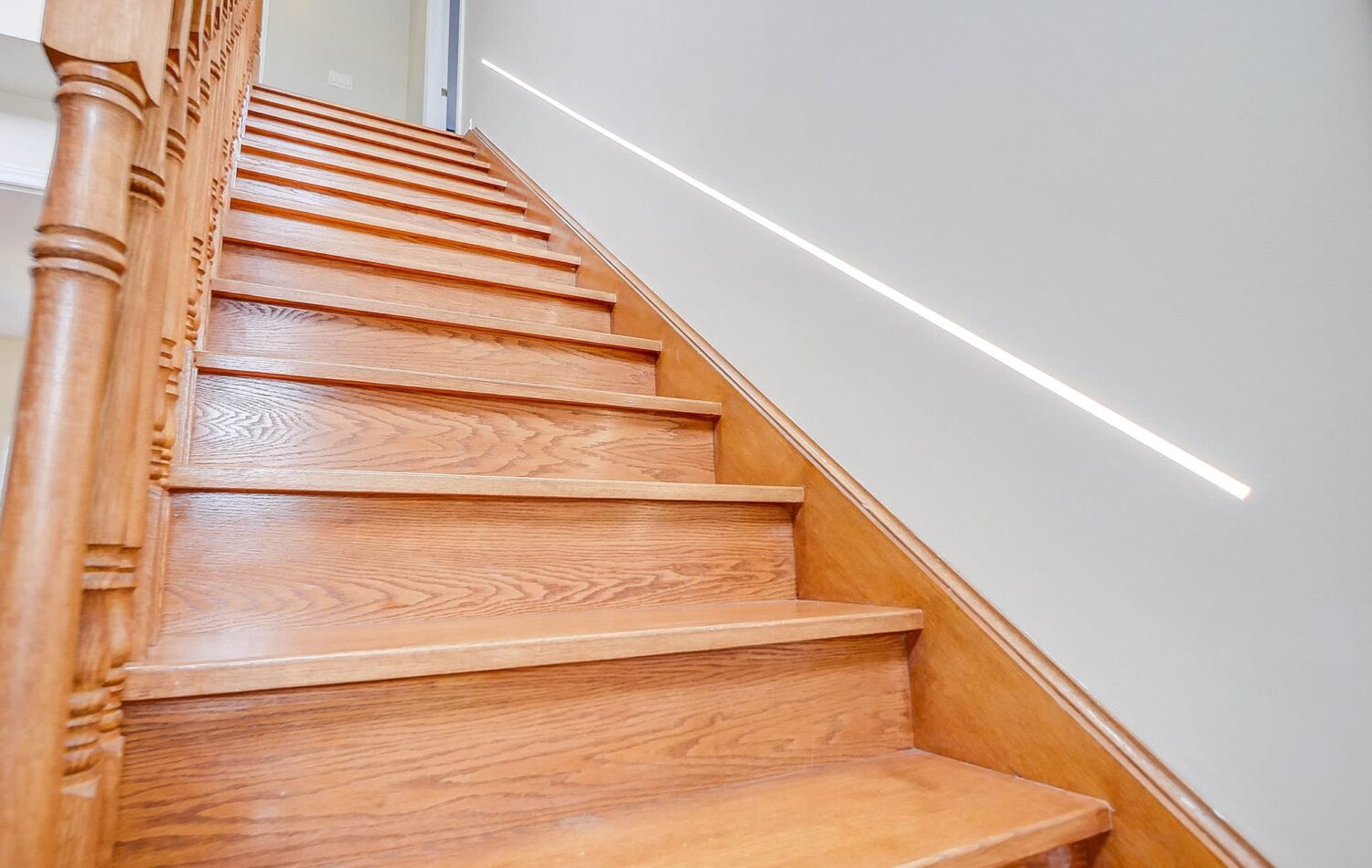 SPK6015F Linear Staircase Lighting
