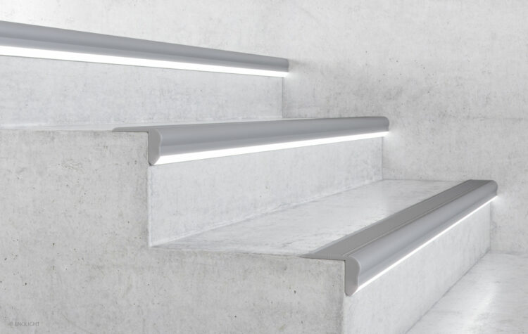 STP5080F Anti-Slip Surface Stair Nosing Down Light with Flush Frosted Lens